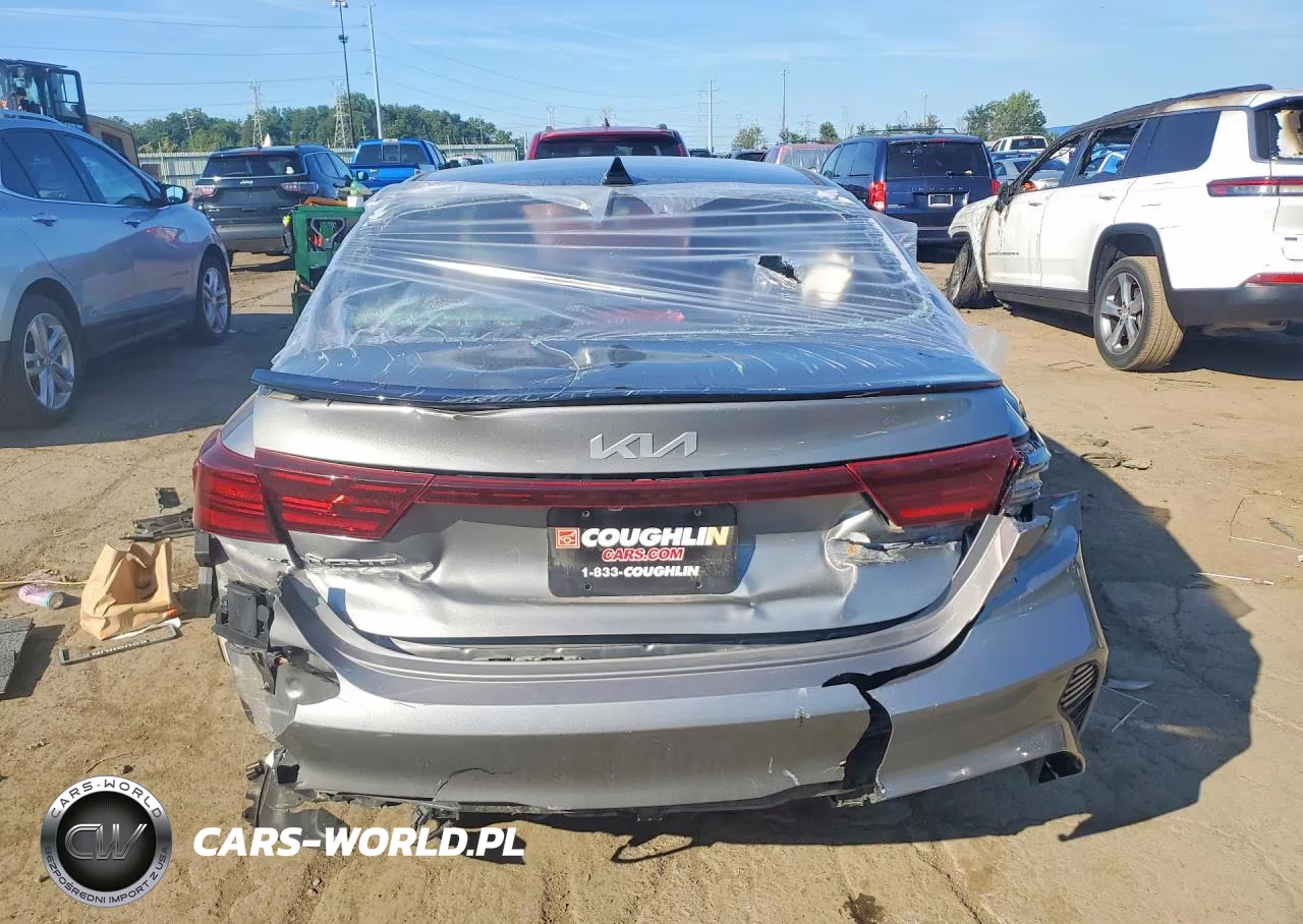 2022 Kia Forte Gt Line VIN:3KPF54AD9NE507871 - 6