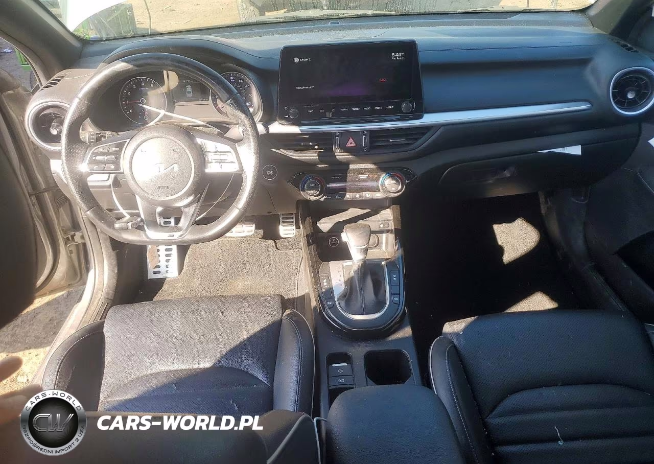 2022 Kia Forte Gt Line VIN:3KPF54AD9NE507871 - 8