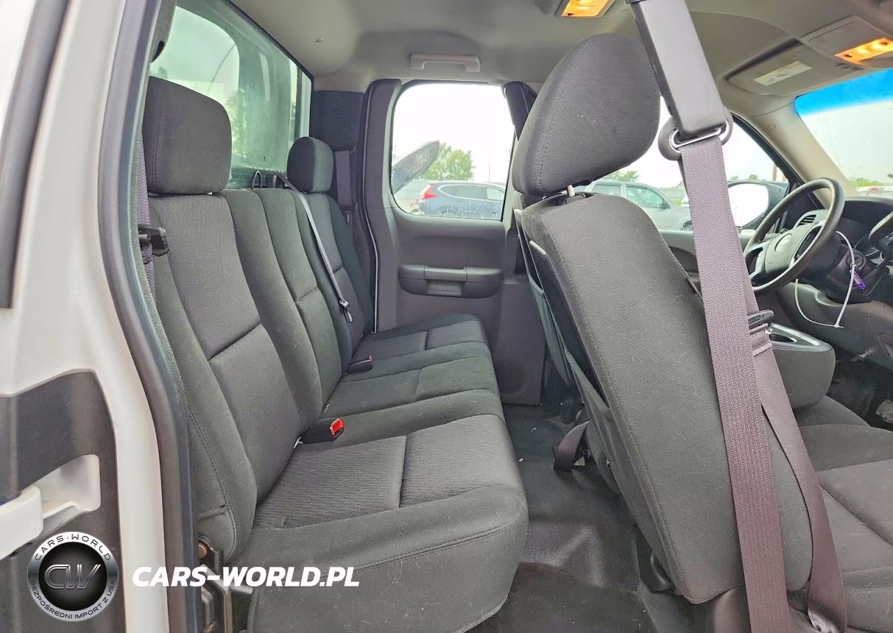 2013 Chevrolet Silverado C1500 VIN:1GCRCPEX5DZ200676 - 10