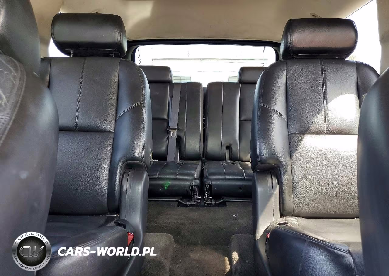 2007 Chevrolet Tahoe C1500 VIN:1GNFC13J87R299732 - 10