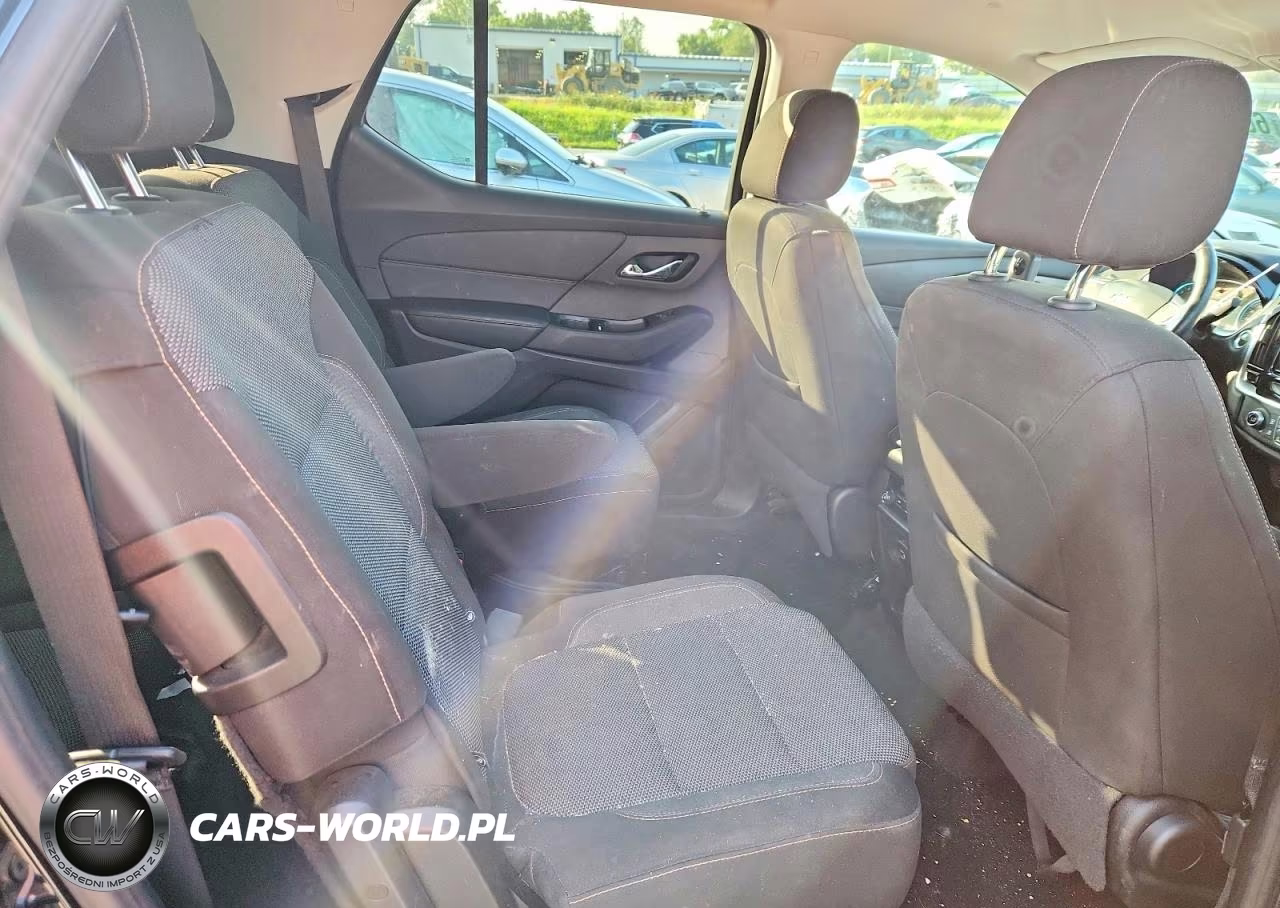 2018 Chevrolet Traverse Lt VIN:1GNEVGKW3JJ112537 - 10