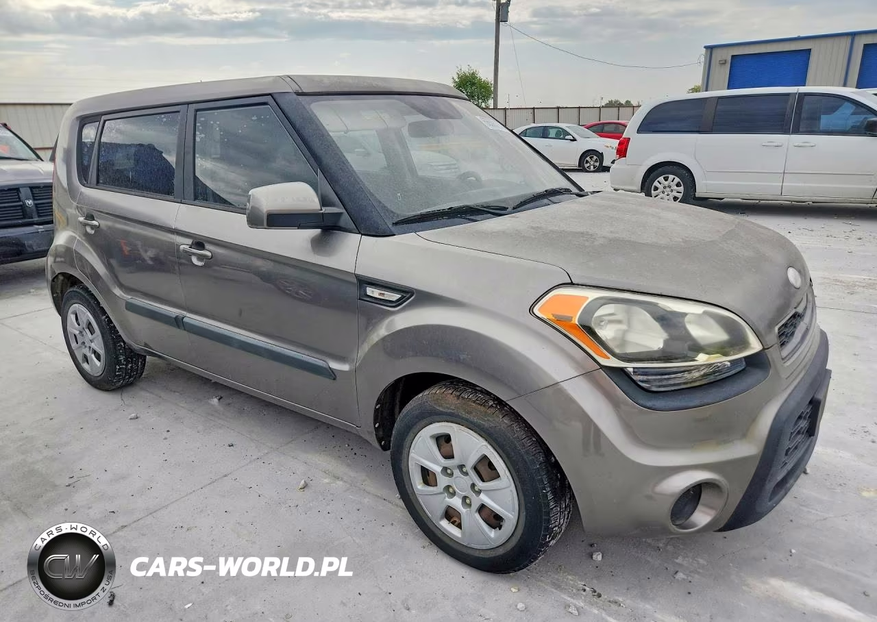 2013 Kia Soul Base VIN:KNDJT2A52D7494800 - 4