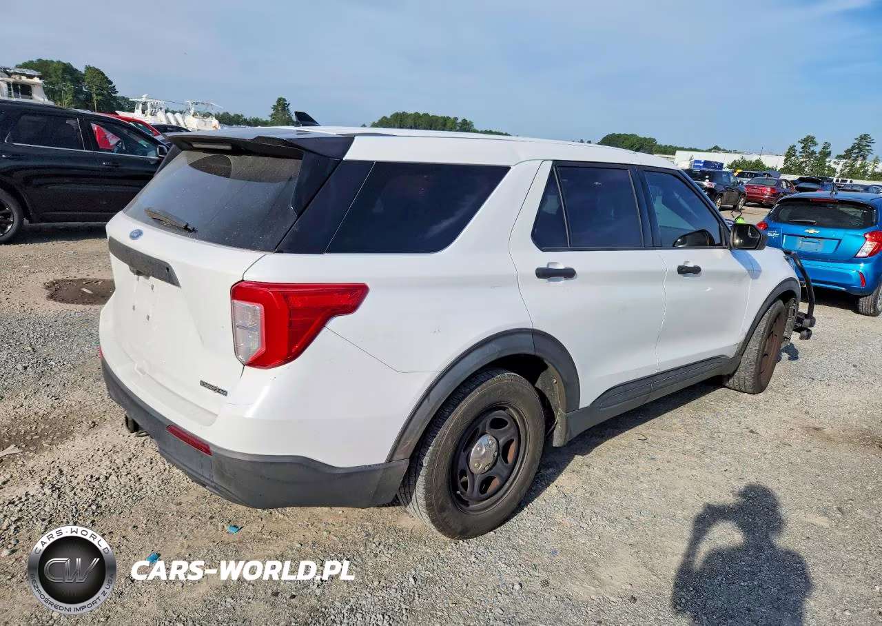 2020 Ford Explorer Police Interceptor VIN:1FM5K8AC7LGB85422 - 3
