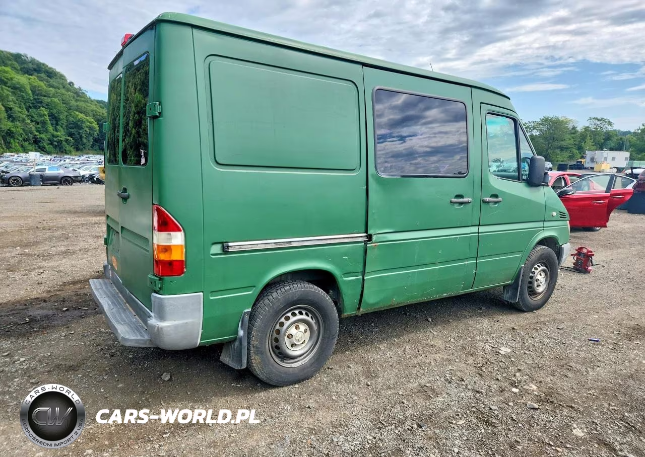 2006 Dodge Sprinter 2500 VIN:WD0PD144765895415 - 3