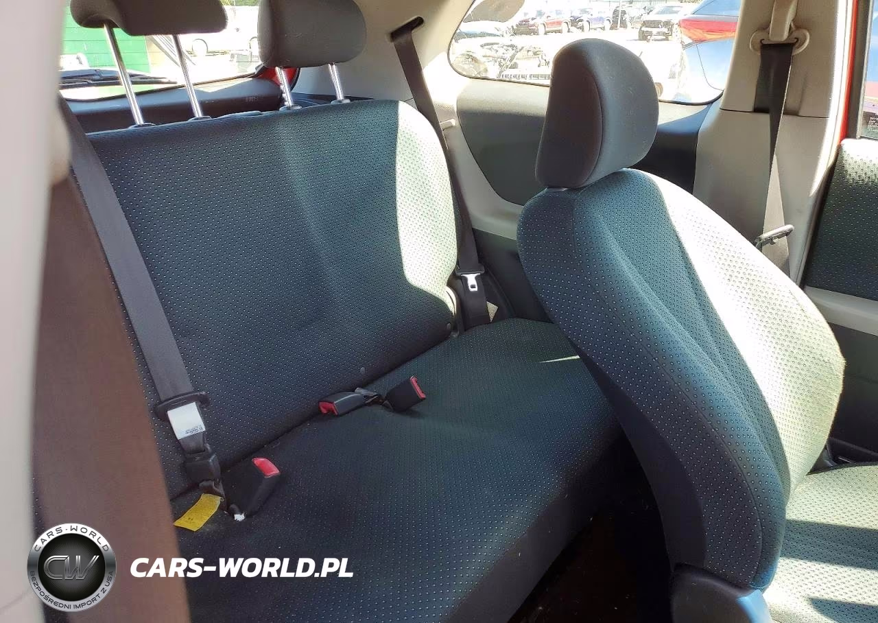 2008 Toyota Yaris Base VIN:JTDJT923085212984 - 10