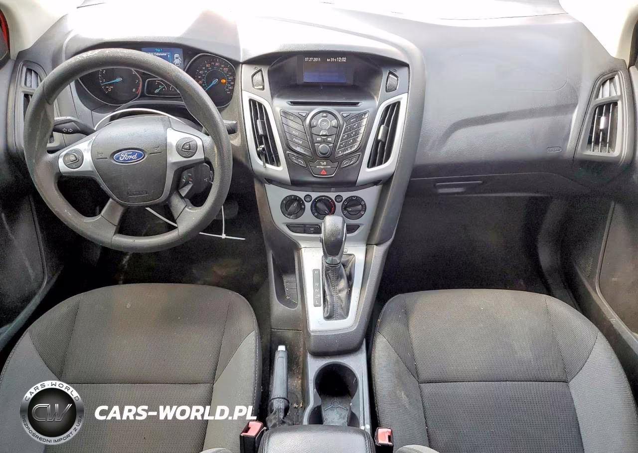 2012 Ford Focus Se VIN:1FAHP3F20CL225570 - 8