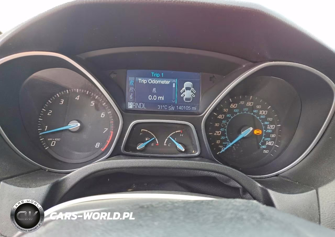 2012 Ford Focus Se VIN:1FAHP3F20CL225570 - 9
