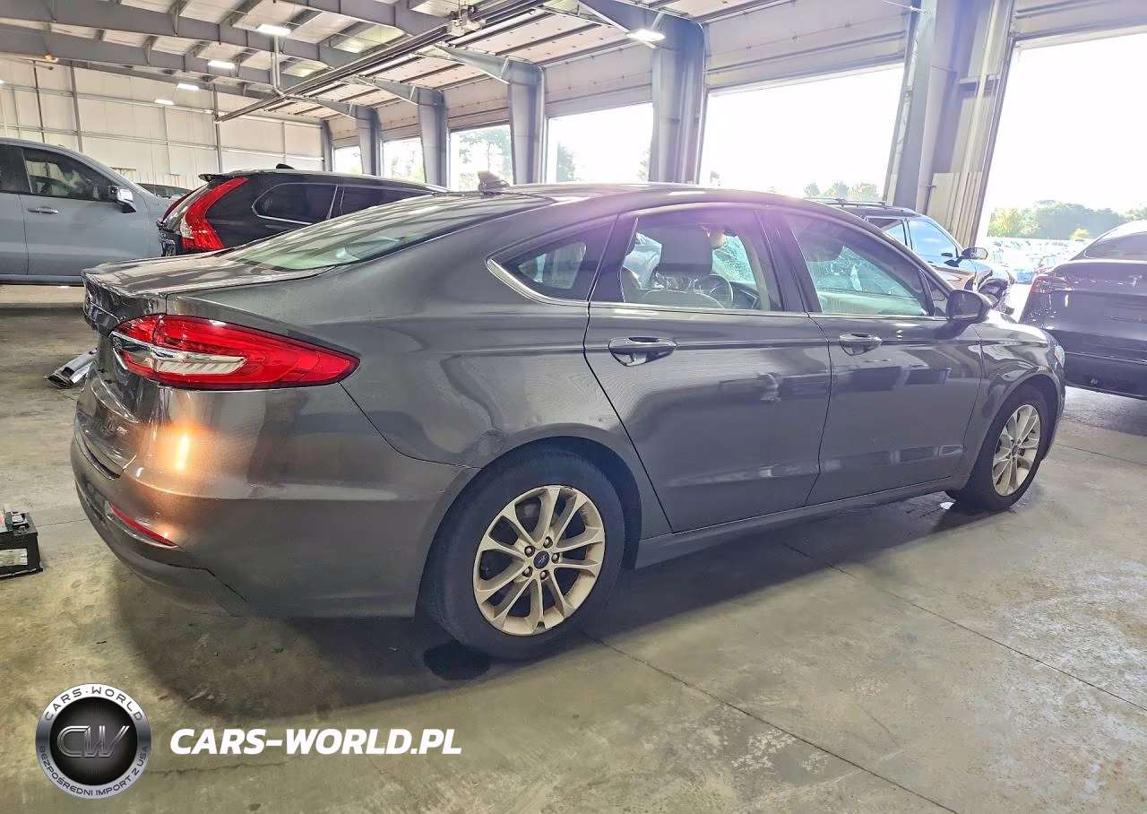 2019 Ford Fusion Se VIN:3FA6P0H76KR217732 - 3