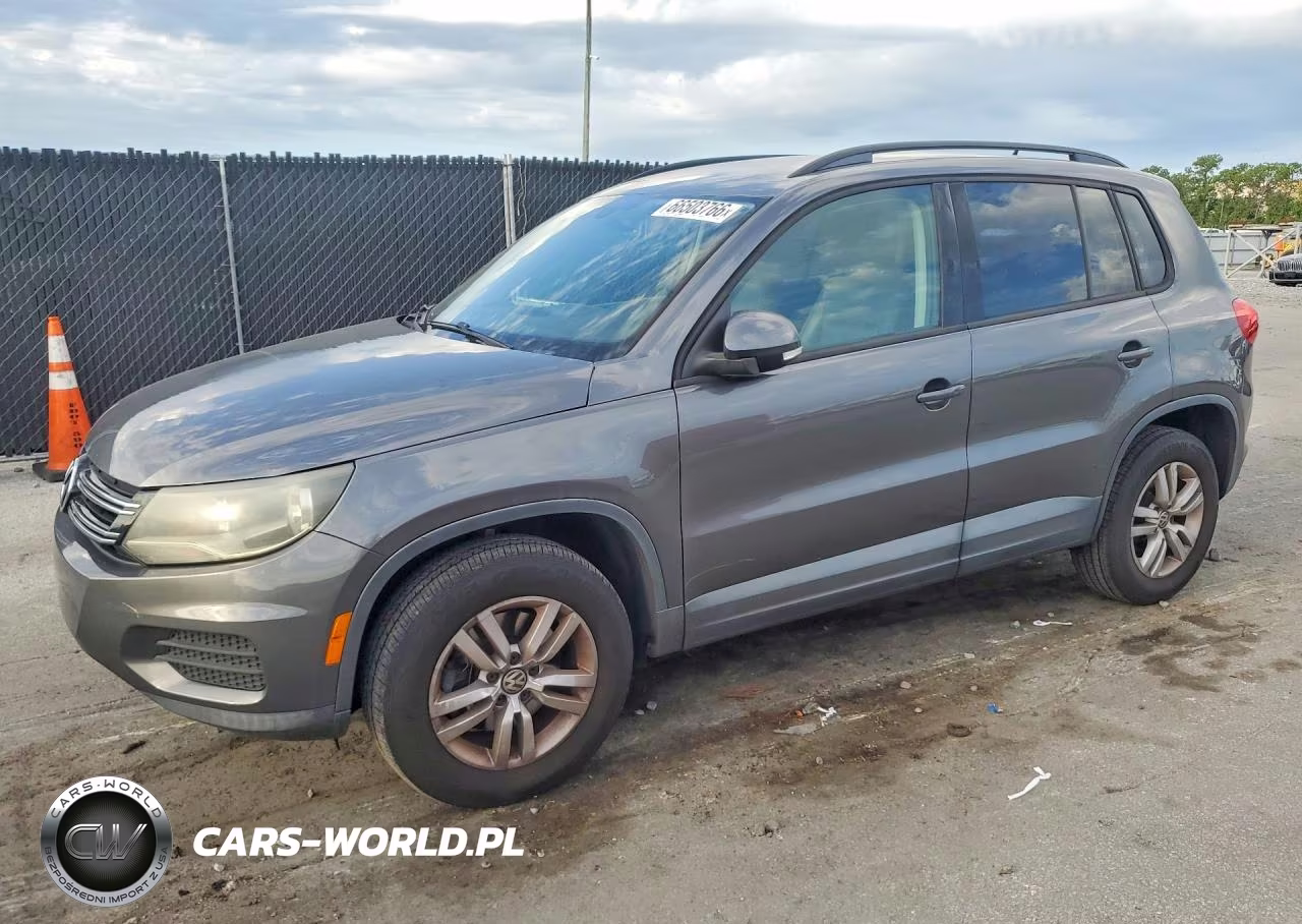 2016 Volkswagen Tiguan S