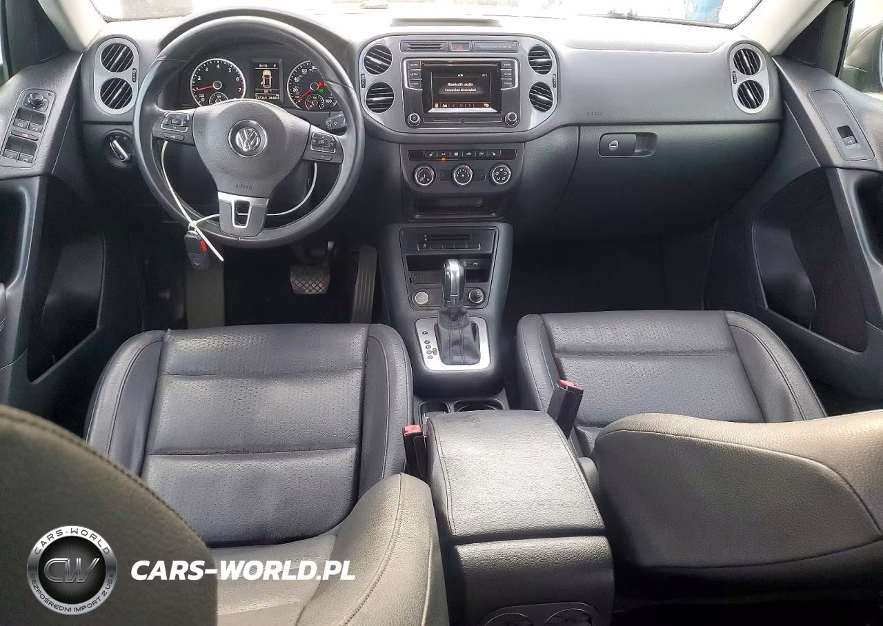 2016 Volkswagen Tiguan S VIN:WVGAV7AX7GW559266 - 8