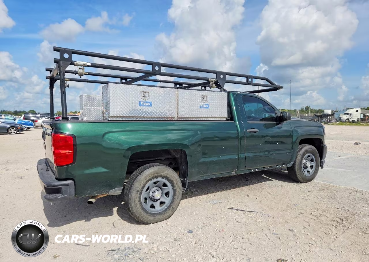 2018 Chevrolet Silverado C1500 VIN:1GCNCNEH6JZ306898 - 3
