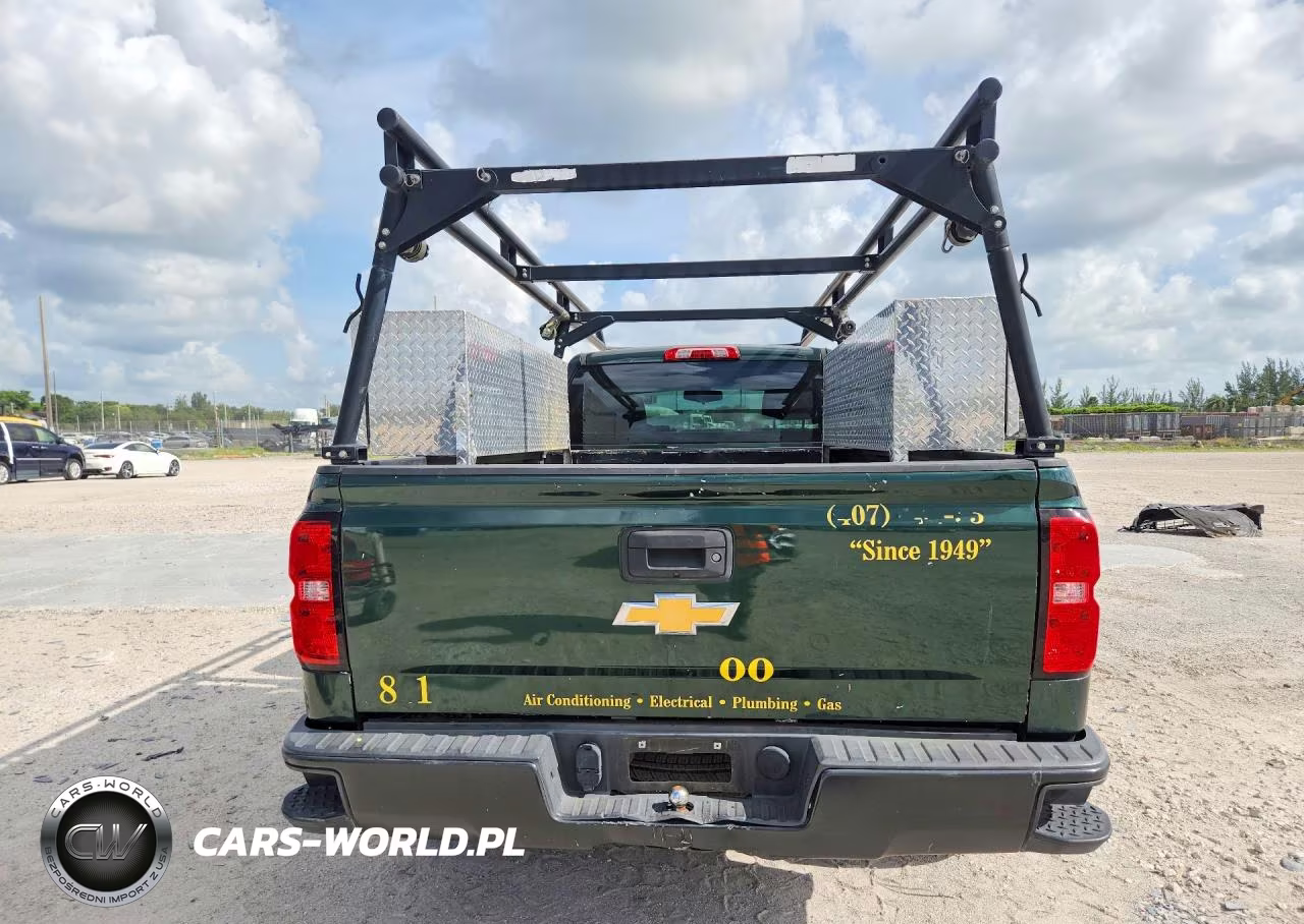 2018 Chevrolet Silverado C1500 VIN:1GCNCNEH6JZ306898 - 6