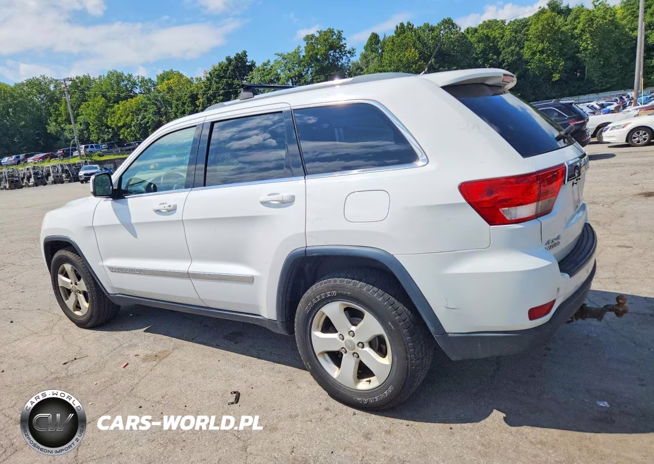2013 Jeep Grand Cherokee Laredo VIN:1C4RJFAG0DC537653 - 2