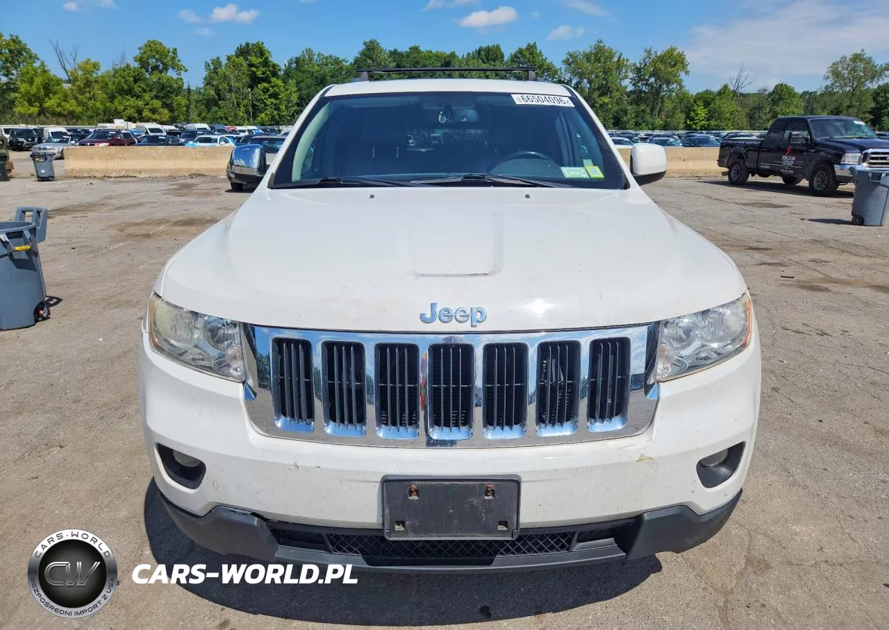 2013 Jeep Grand Cherokee Laredo VIN:1C4RJFAG0DC537653 - 5
