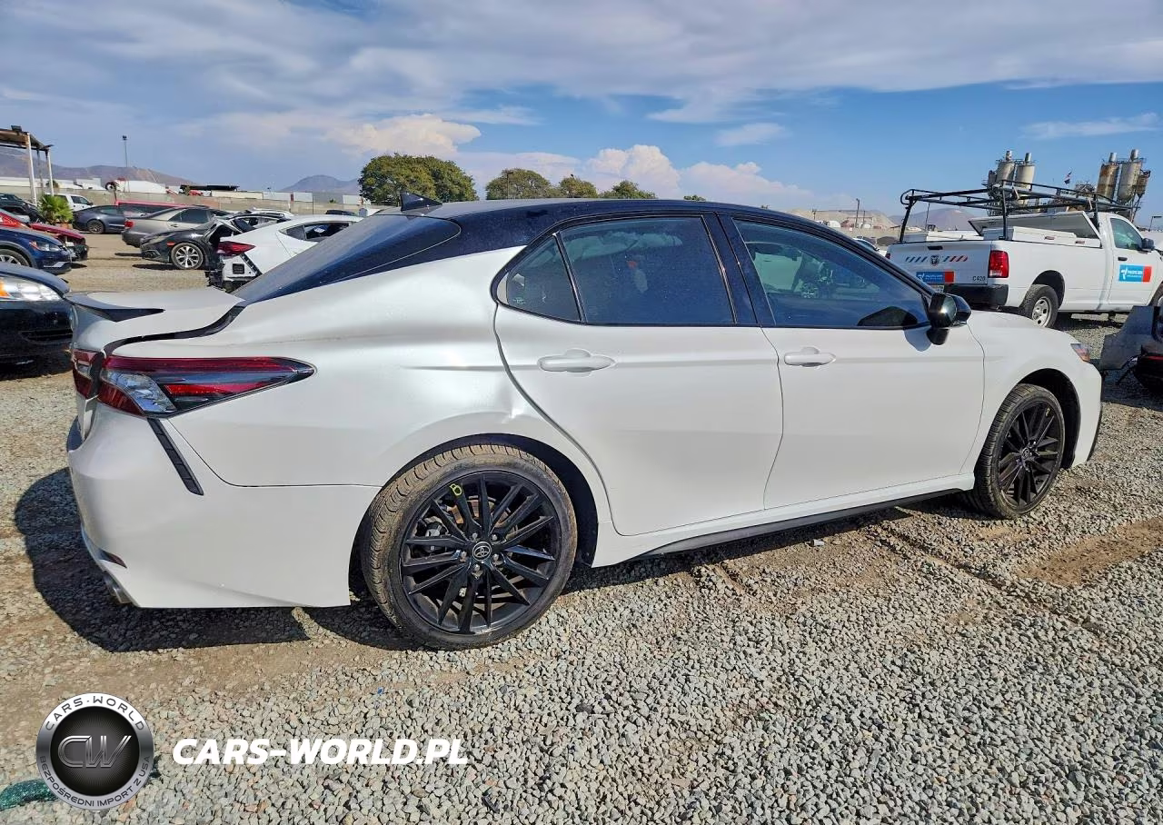 2022 Toyota Camry Xse VIN:4T1K61AK1NU024722 - 3