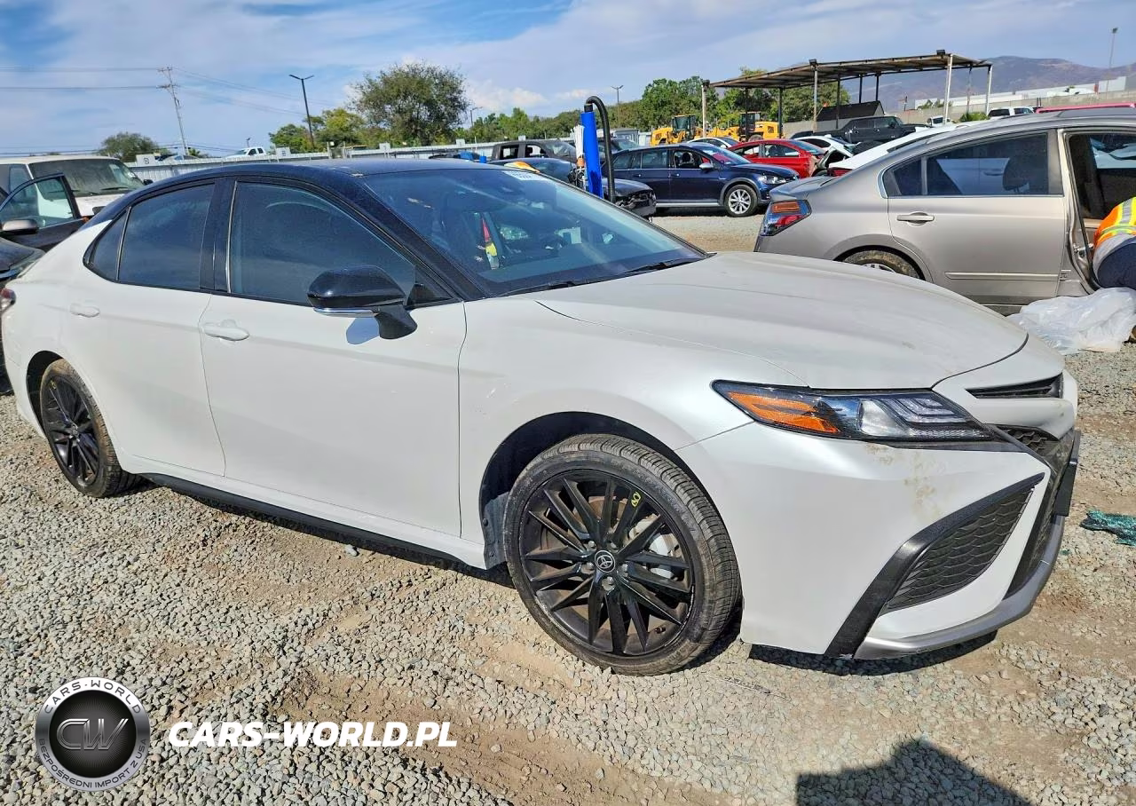 2022 Toyota Camry Xse VIN:4T1K61AK1NU024722 - 4