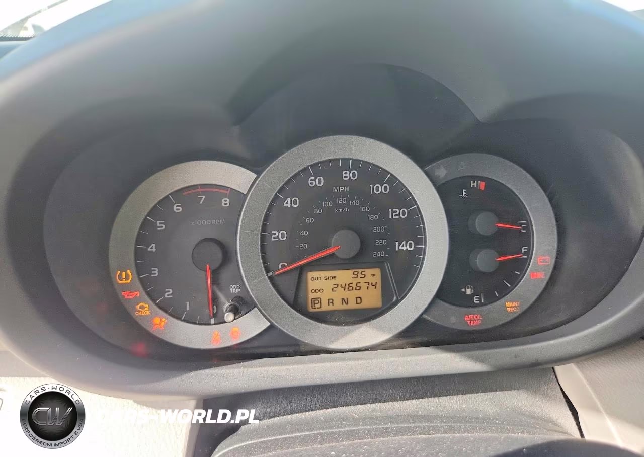 2007 Toyota Rav4 Limited VIN:JTMBK34V375029404 - 9