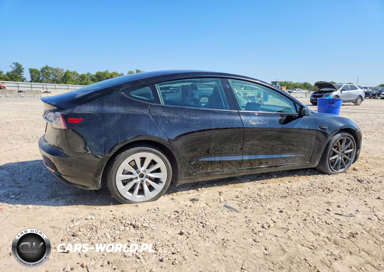 2022 Tesla Model 3 VIN:5YJ3E1EA8NF372443 - 3
