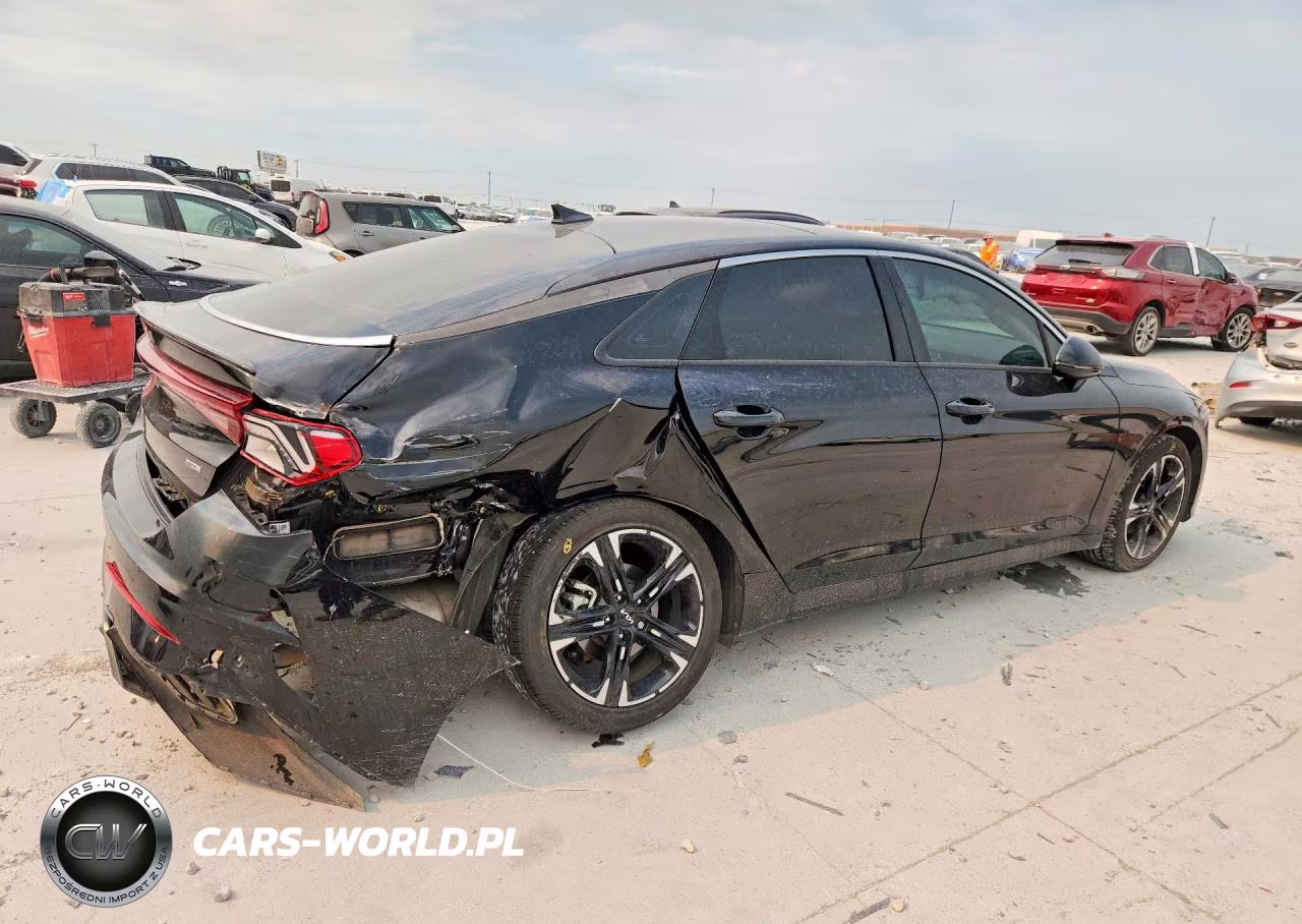 2024 Kia K5 Gt Line VIN:5XXG64J25RG240824 - 3