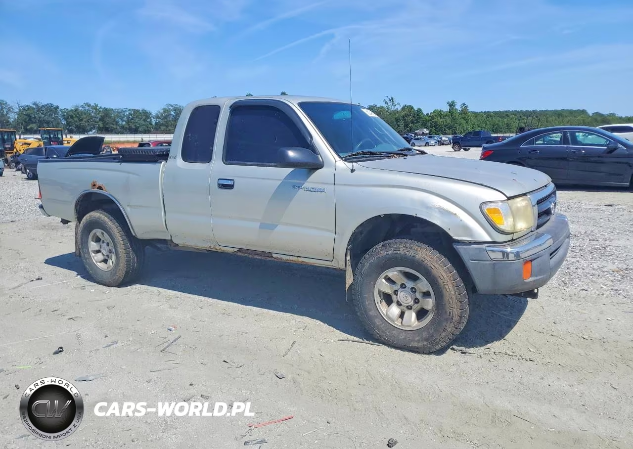 2000 Toyota Tacoma Base VIN:4TAWM72NXYZ665491 - 4
