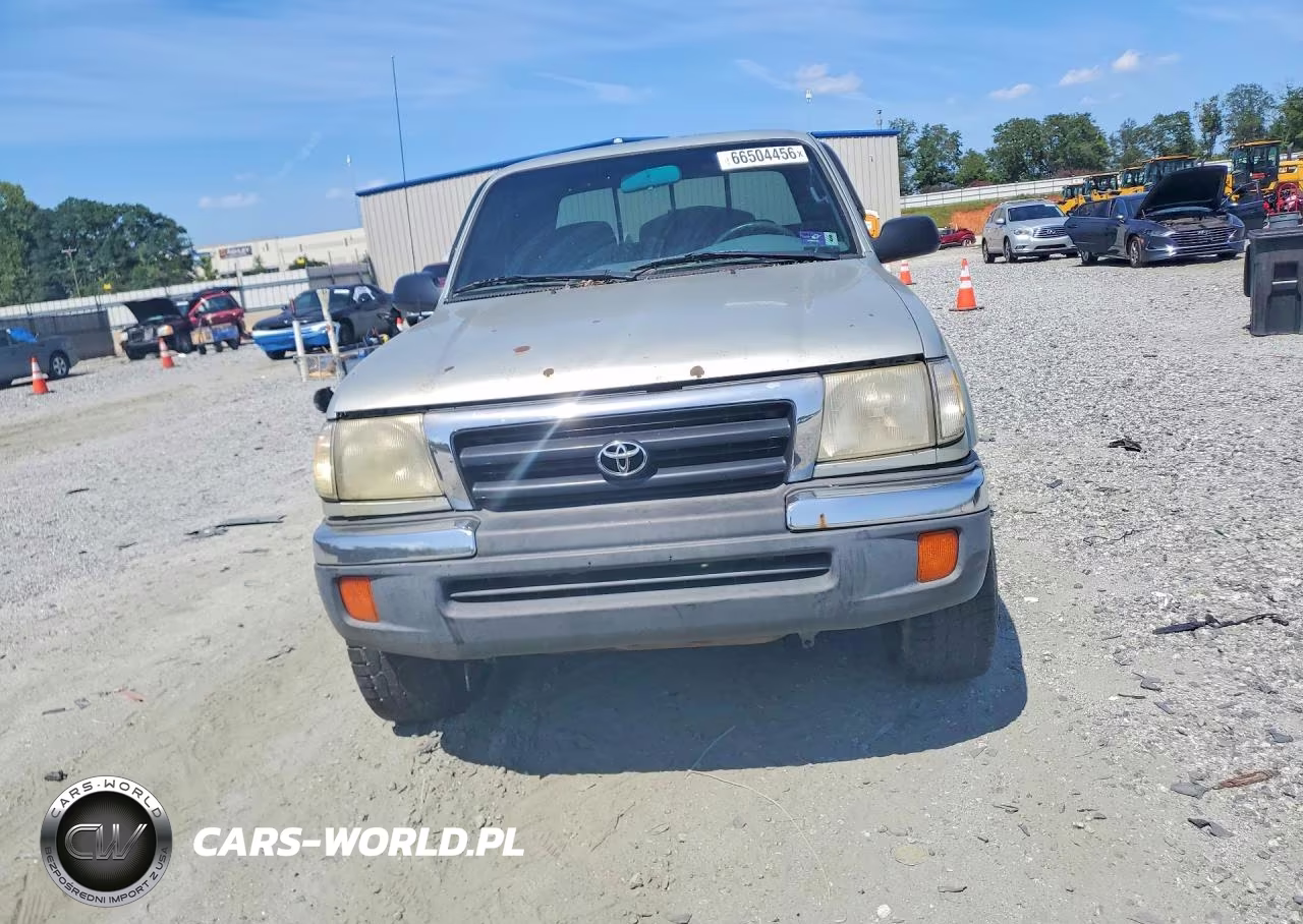 2000 Toyota Tacoma Base VIN:4TAWM72NXYZ665491 - 5