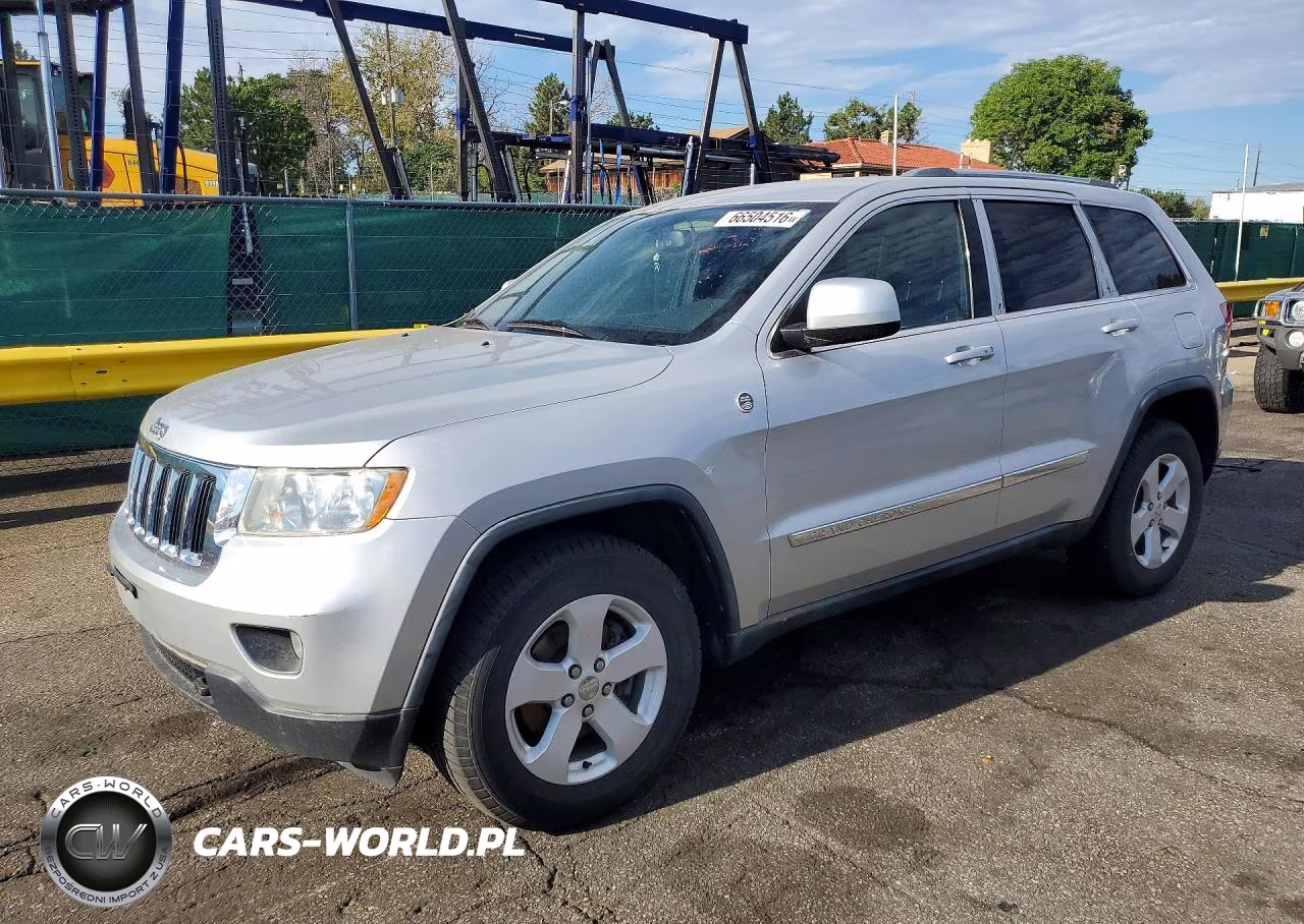 2011 Jeep Grand Cherokee Laredo – zdjęcie 1 z 13