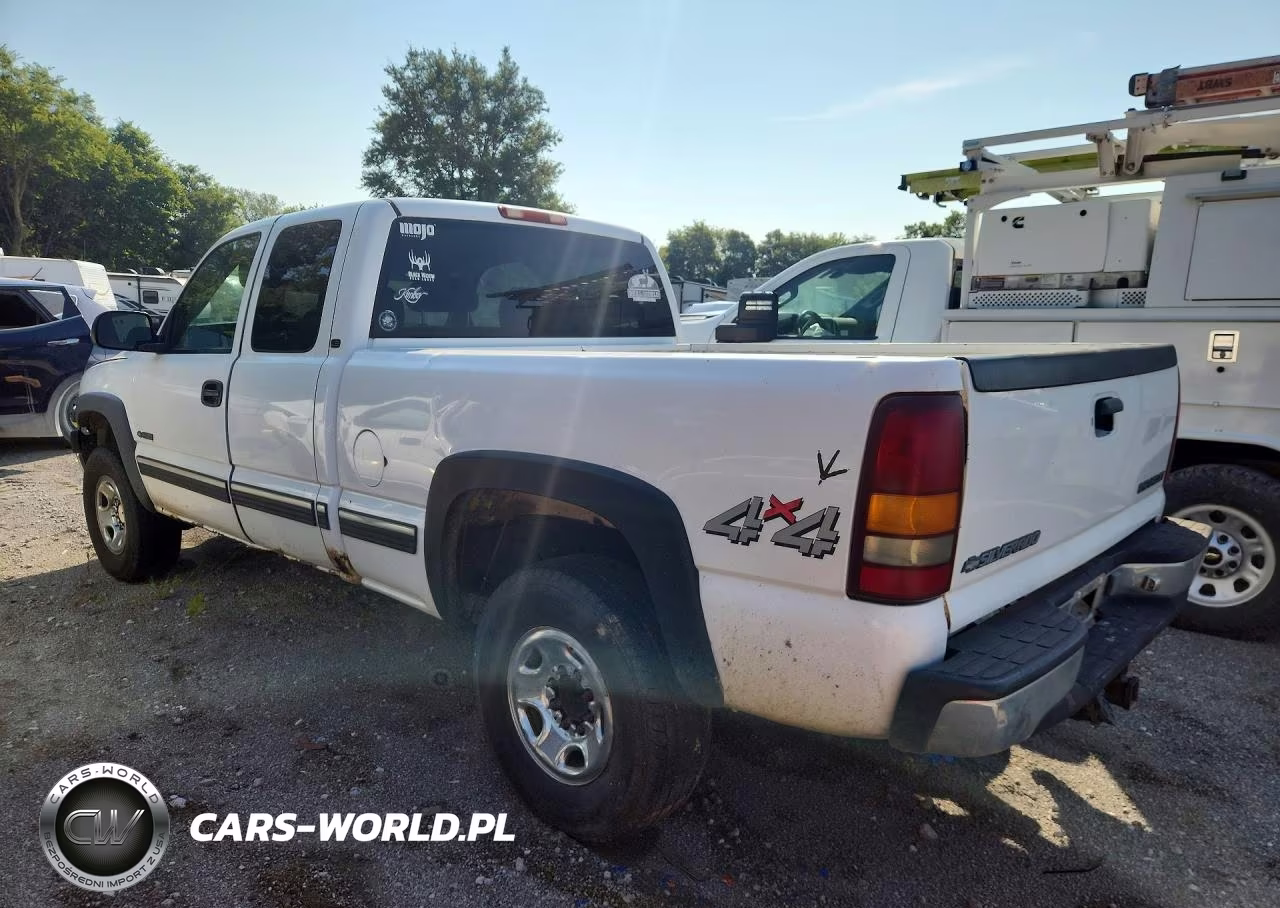 2000 Chevrolet Silverado K2500 VIN:1GCGK29U1YE331789 - 2