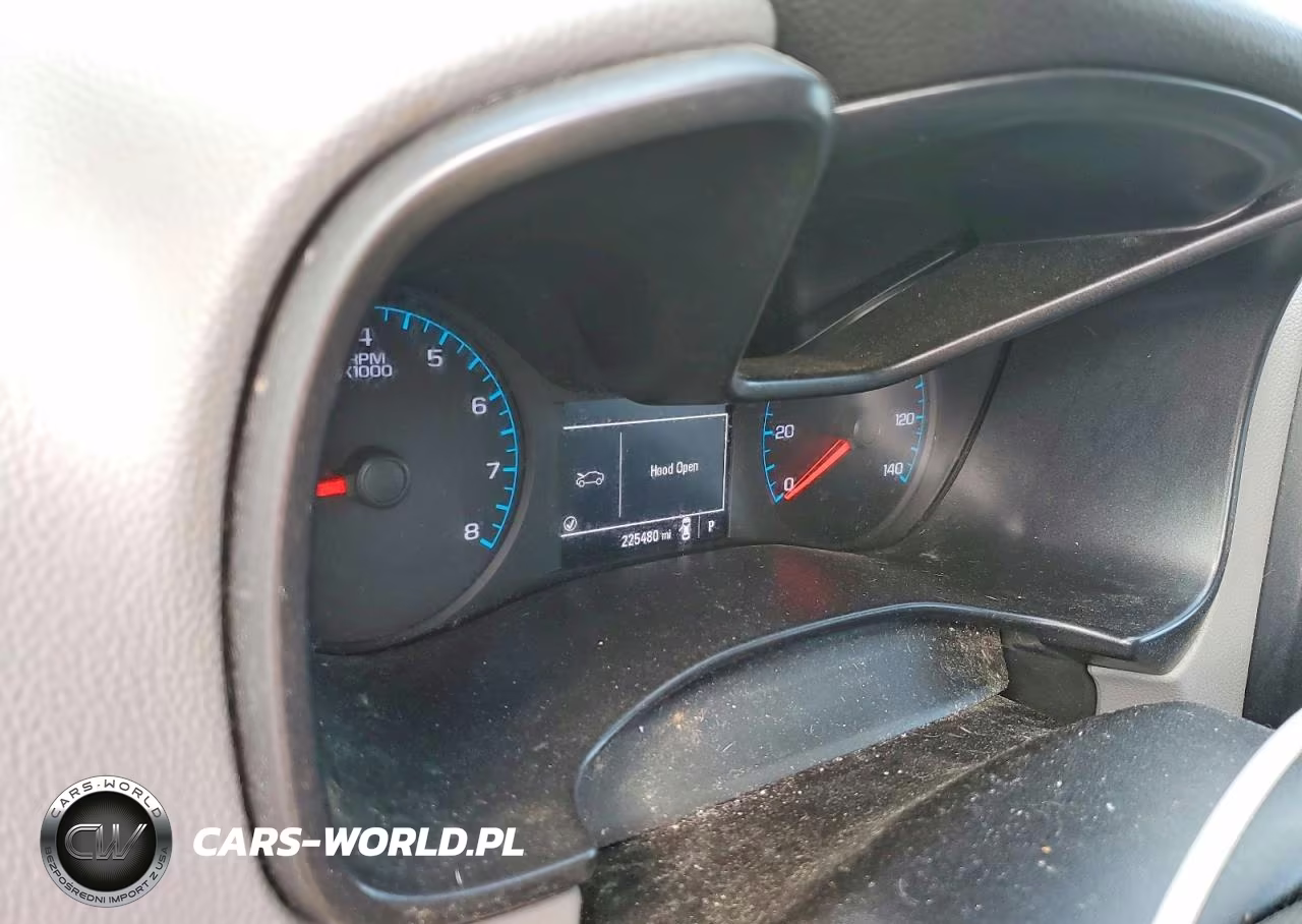 2018 Chevrolet Colorado VIN:1GCGTBEN3J1116195 - 9