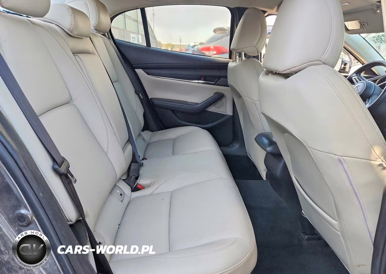 2020 Mazda 3 Preferred VIN:JM1BPBDM4L1162886 - 10