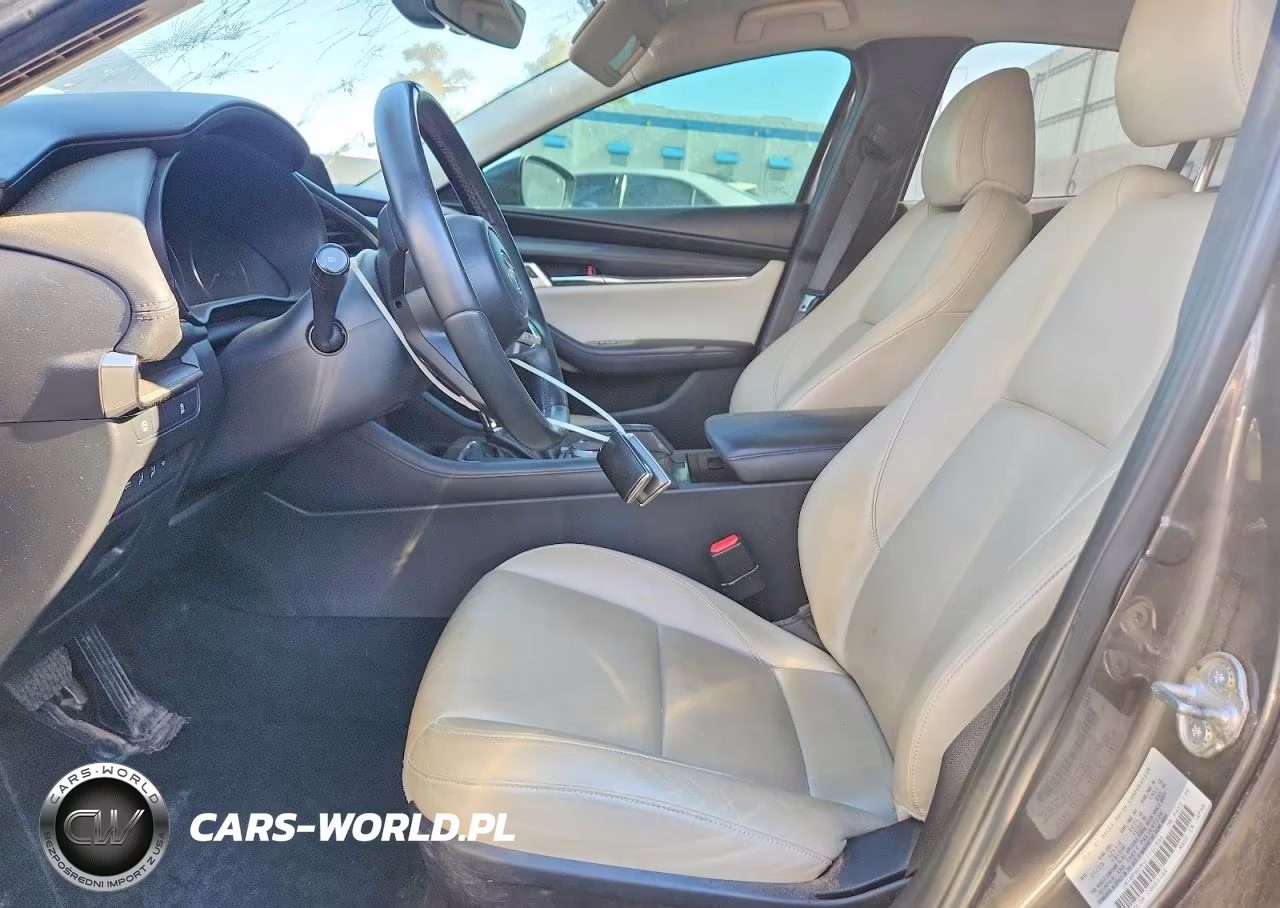 2020 Mazda 3 Preferred VIN:JM1BPBDM4L1162886 - 7
