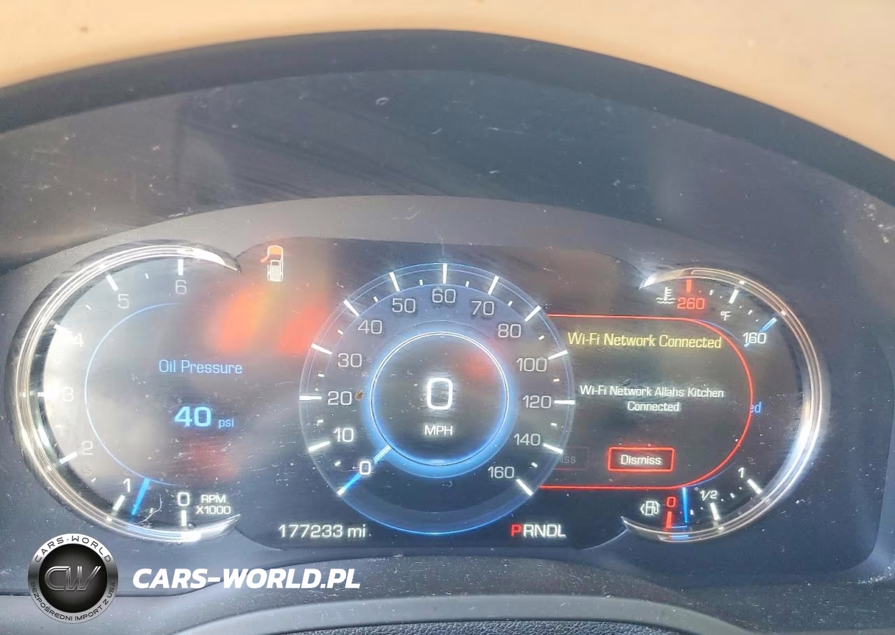 2018 Cadillac Escalade Platinum VIN:1GYS4DKJ9JR304039 - 9