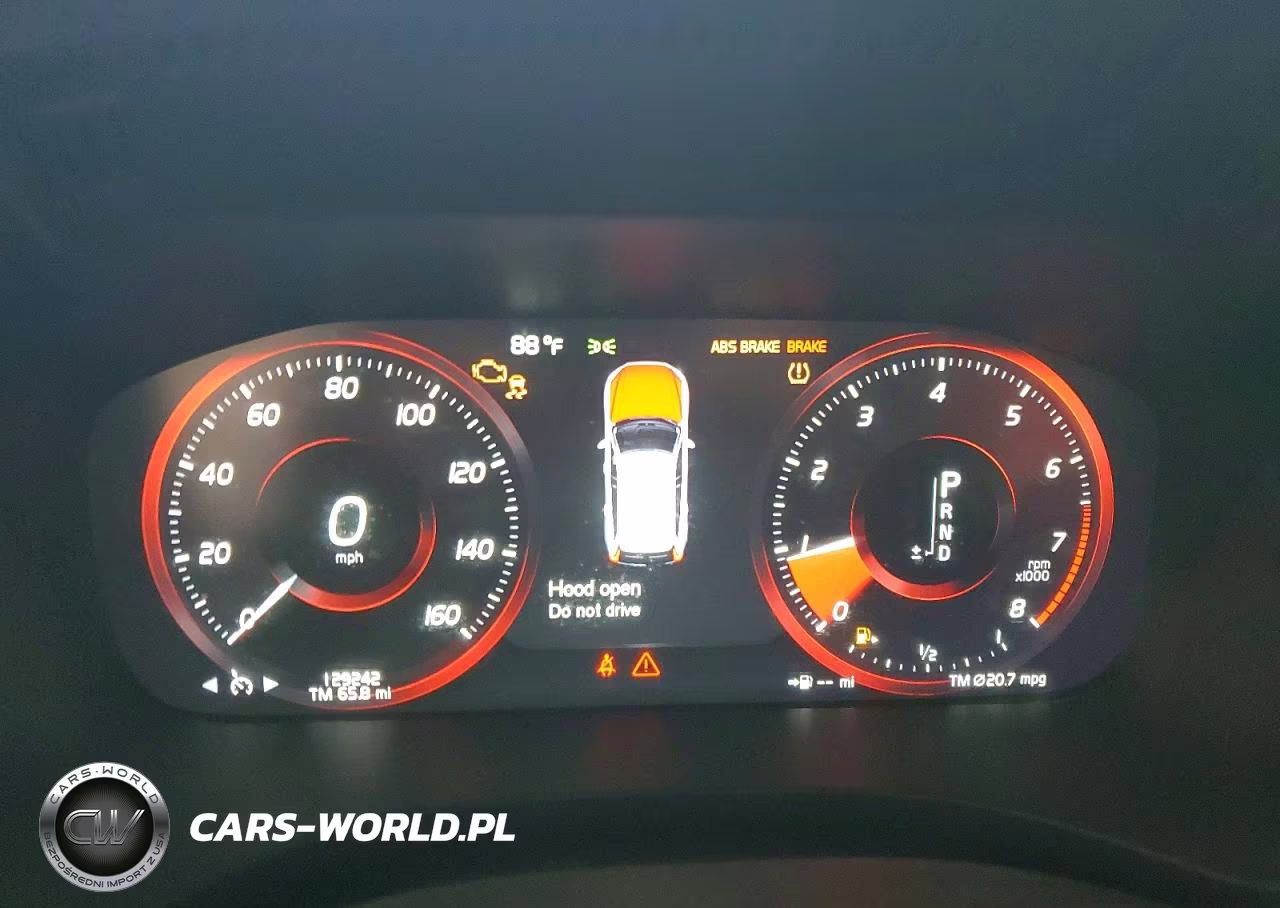 2020 Volvo Xc60 T5 Momentum VIN:YV4102RK7L1583232 - 9