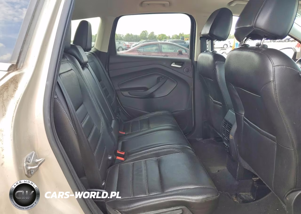 2017 Ford Escape Titanium VIN:1FMCU9J90HUC07796 - 11