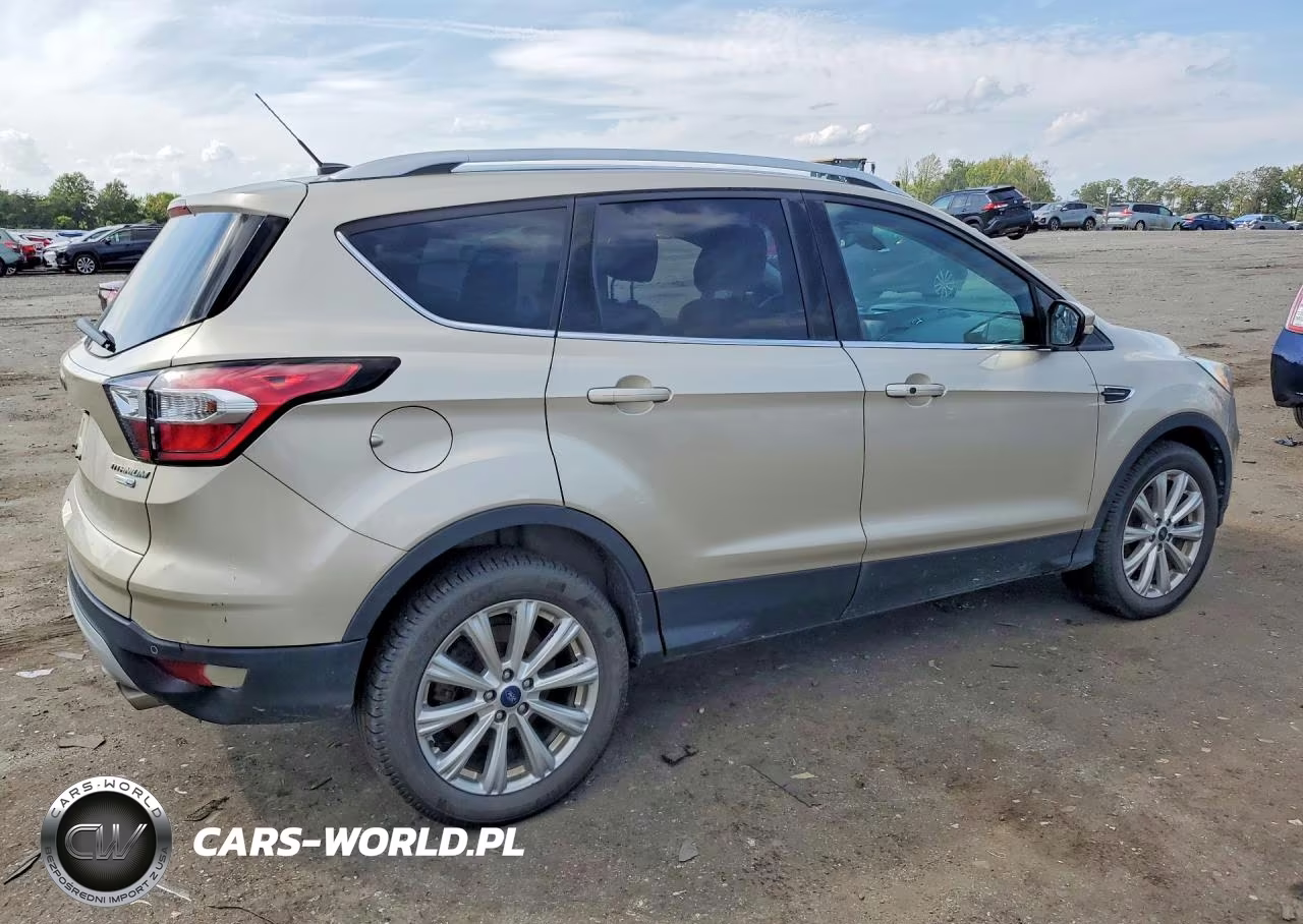 2017 Ford Escape Titanium VIN:1FMCU9J90HUC07796 - 3