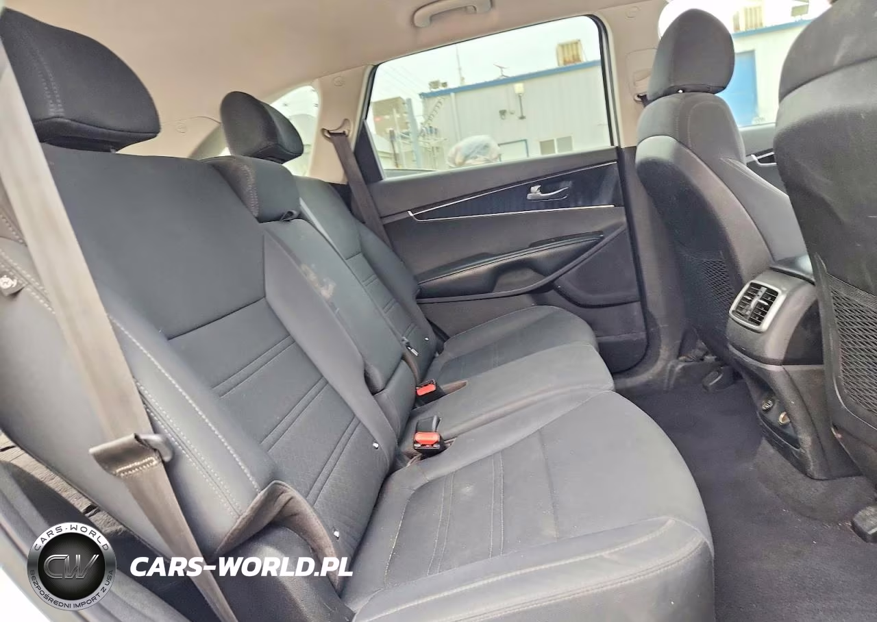 2018 Kia Sorento Lx VIN:5XYPG4A34JG427025 - 10