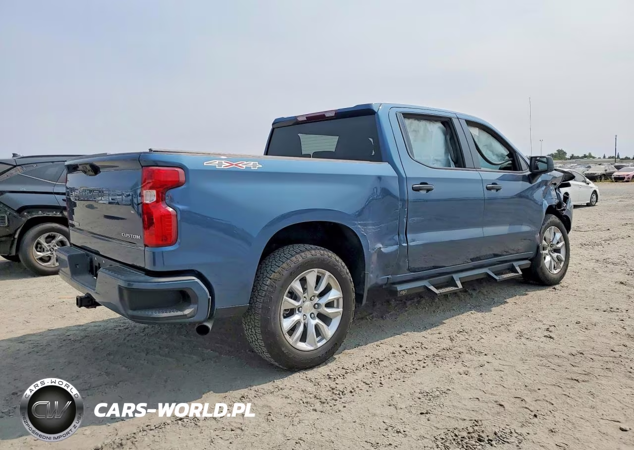 2024 Chevrolet Silverado K1500 Custom VIN:1GCPDBEKXRZ196627 - 3