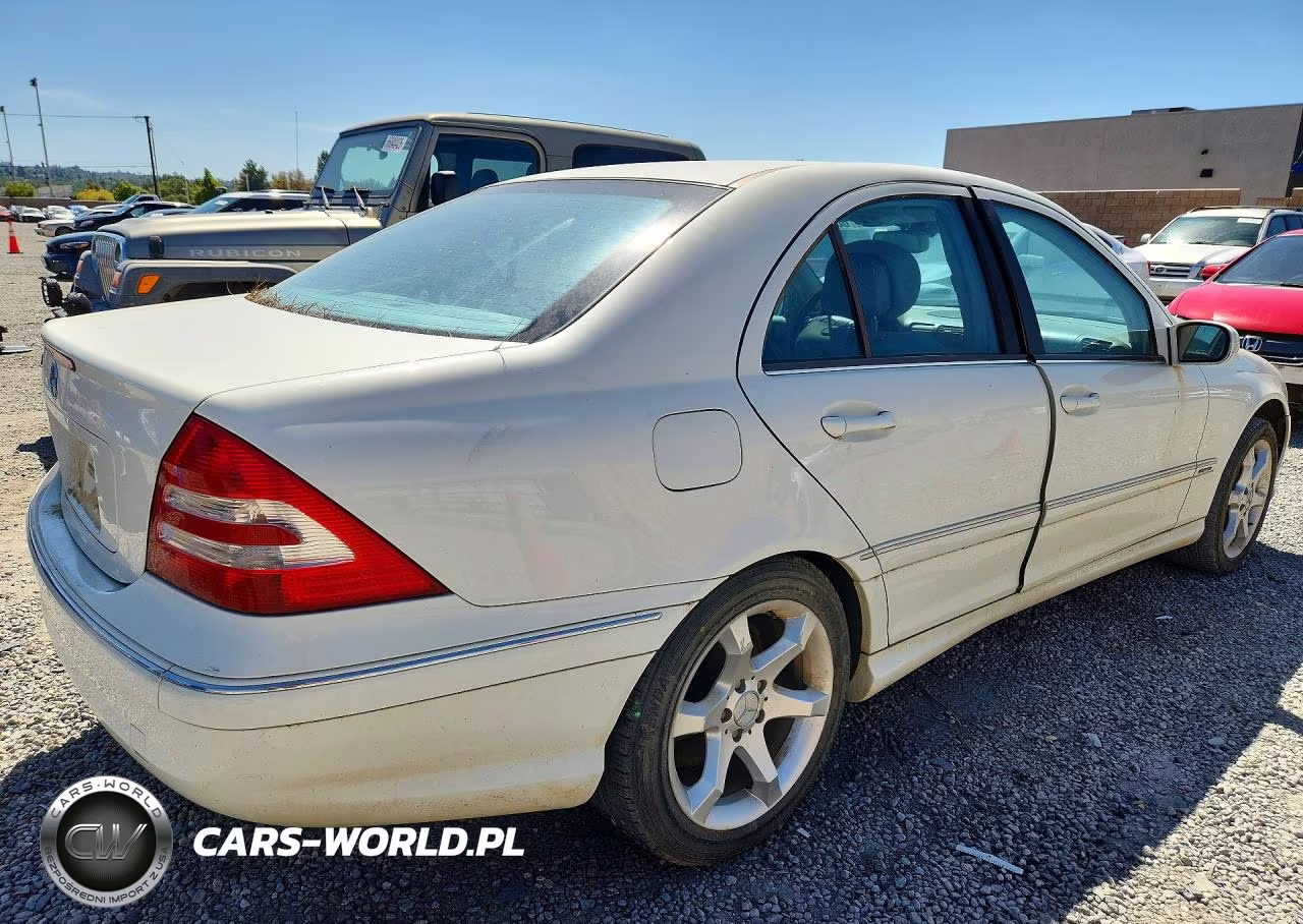 2007 Mercedes-Benz C 230 VIN:WDBRF52H17A938565 - 3