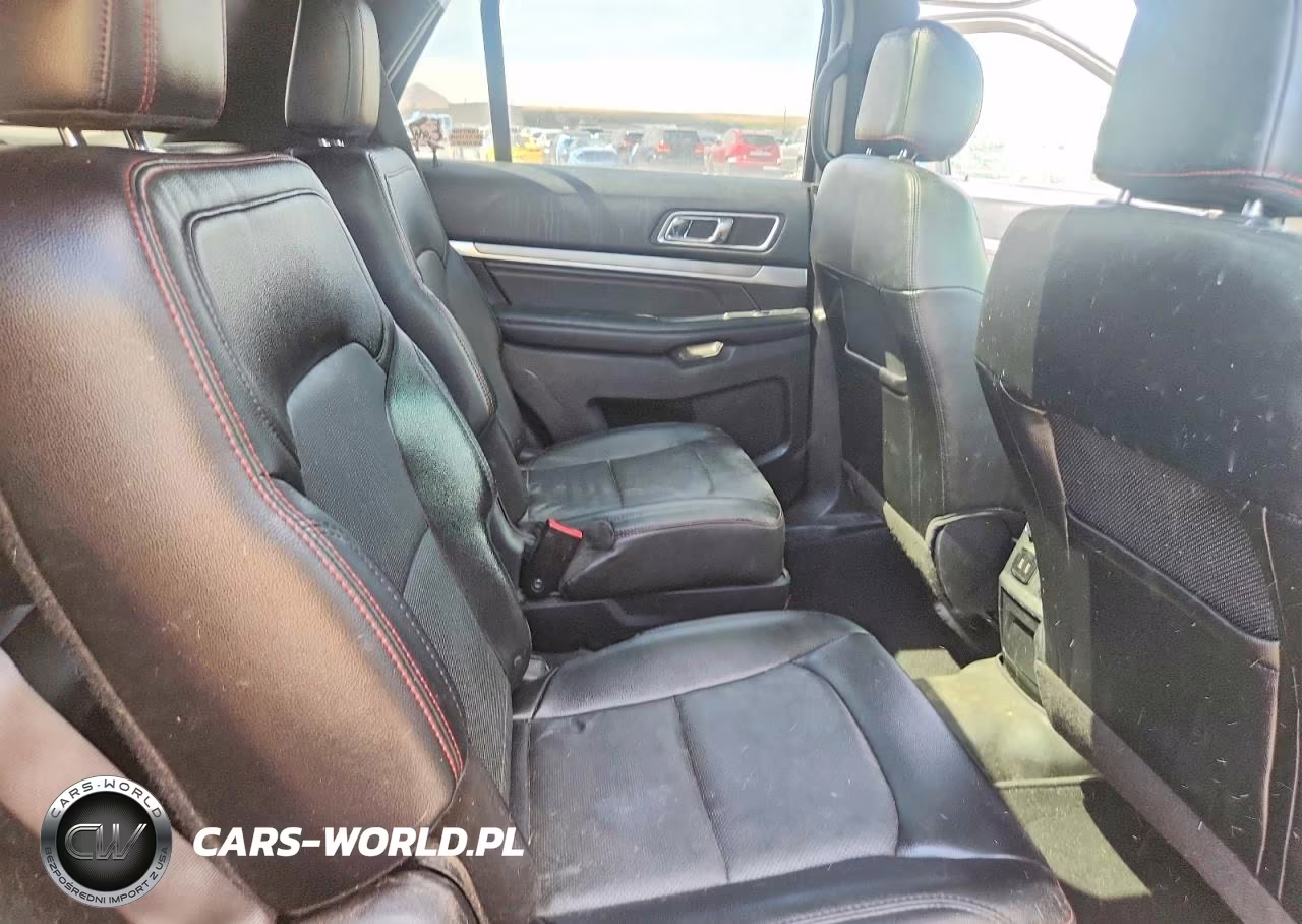 2016 Ford Explorer Sport VIN:1FM5K8GT9GGB61281 - 11