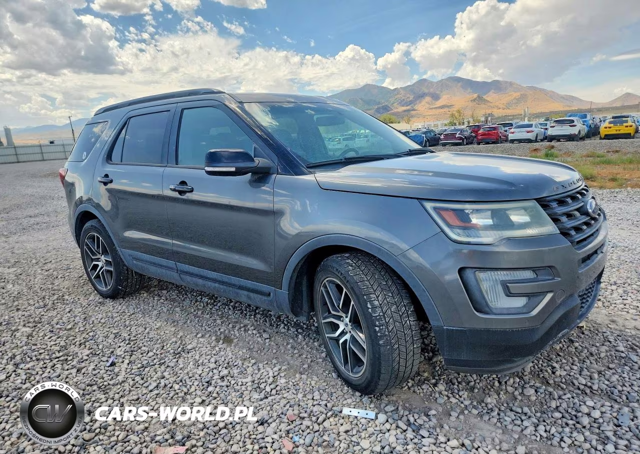 2016 Ford Explorer Sport VIN:1FM5K8GT9GGB61281 - 4