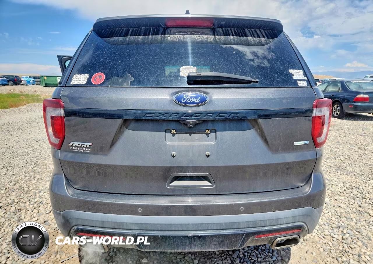 2016 Ford Explorer Sport VIN:1FM5K8GT9GGB61281 - 6