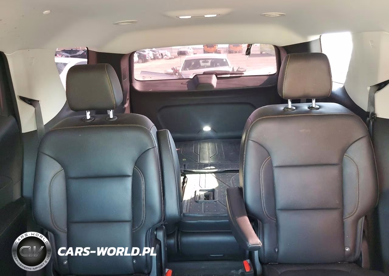 2021 Chevrolet Traverse Premier VIN:1GNERKKWXMJ268845 - 10