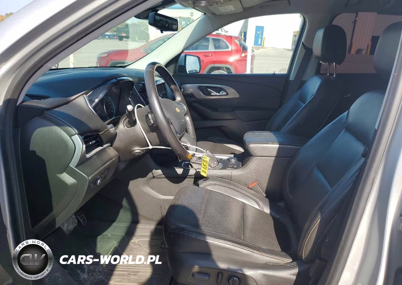 2021 Chevrolet Traverse Premier VIN:1GNERKKWXMJ268845 - 7