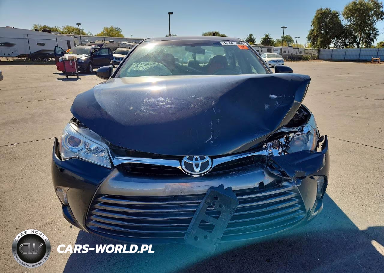 2017 Toyota Camry Le VIN:4T1BF1FK9HU269765 - 5