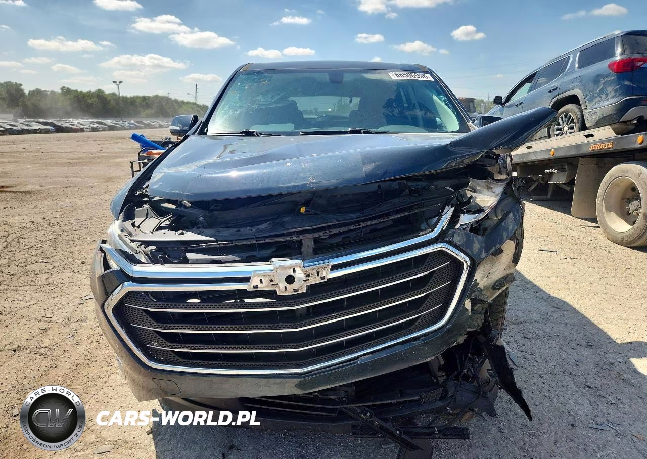2018 Chevrolet Traverse Lt VIN:1GNERGKW4JJ262323 - 5