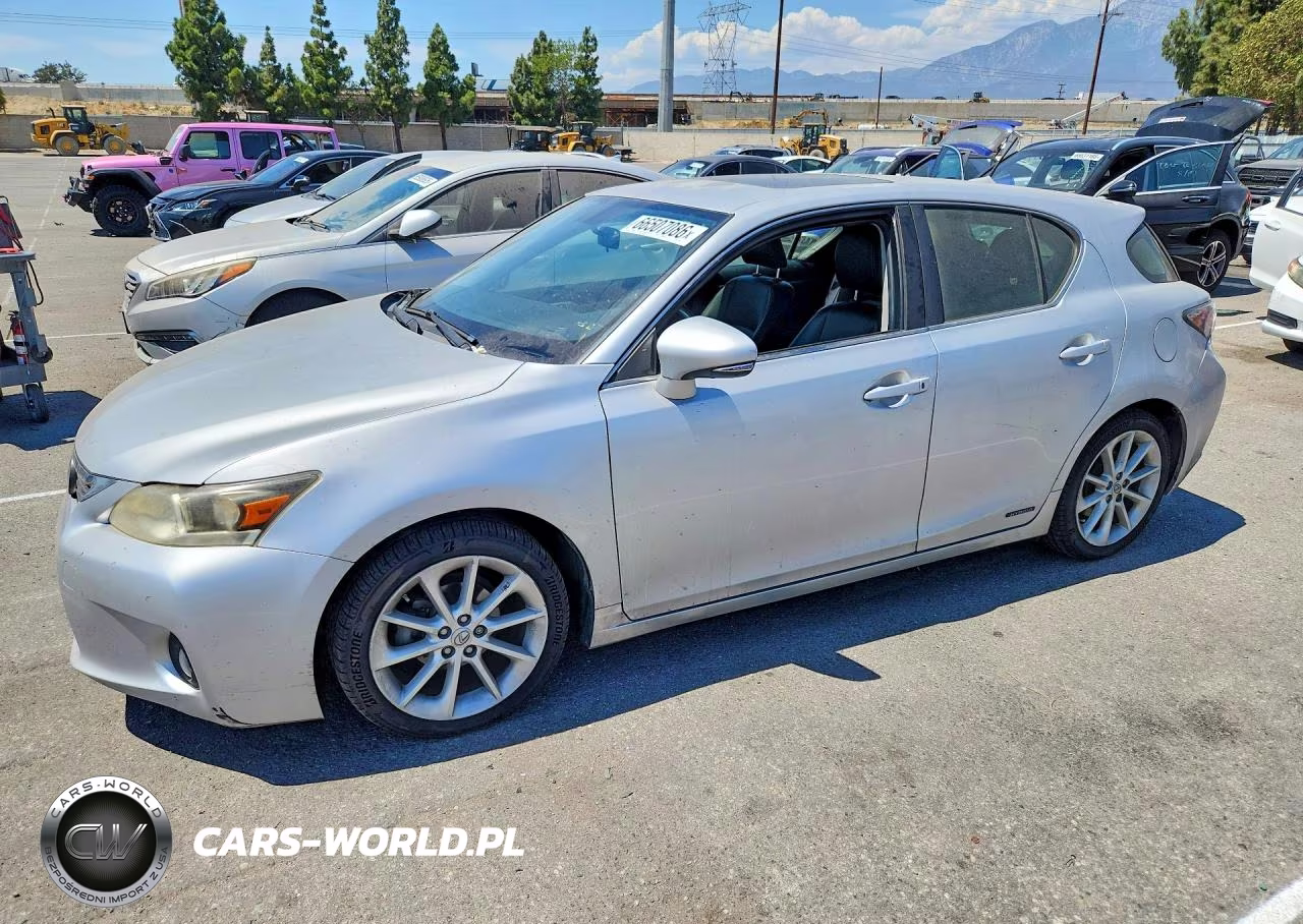 2013 Lexus Ct 200 – zdjęcie 1 z 12