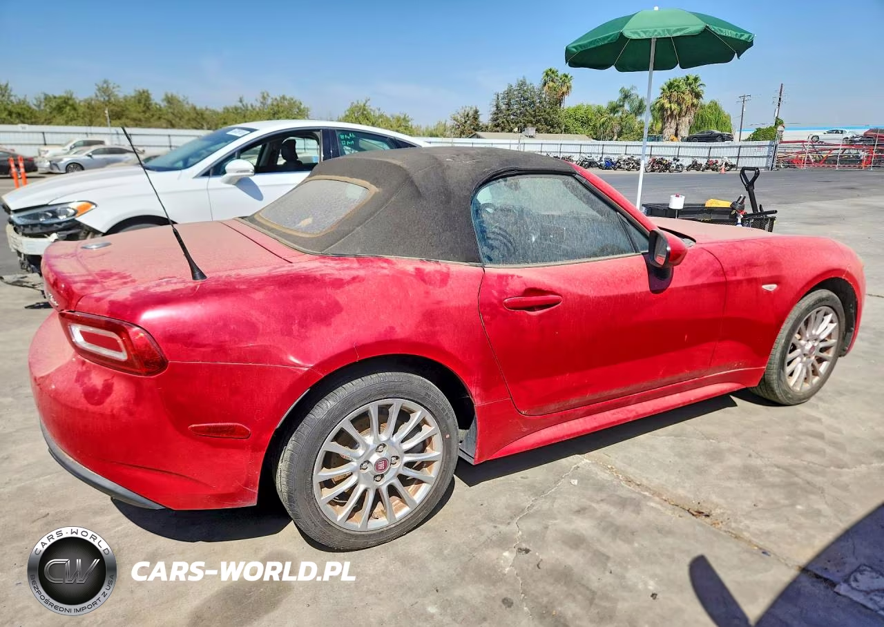 2017 Fiat 124 Spider Classica VIN:JC1NFAEK9H0127889 - 3