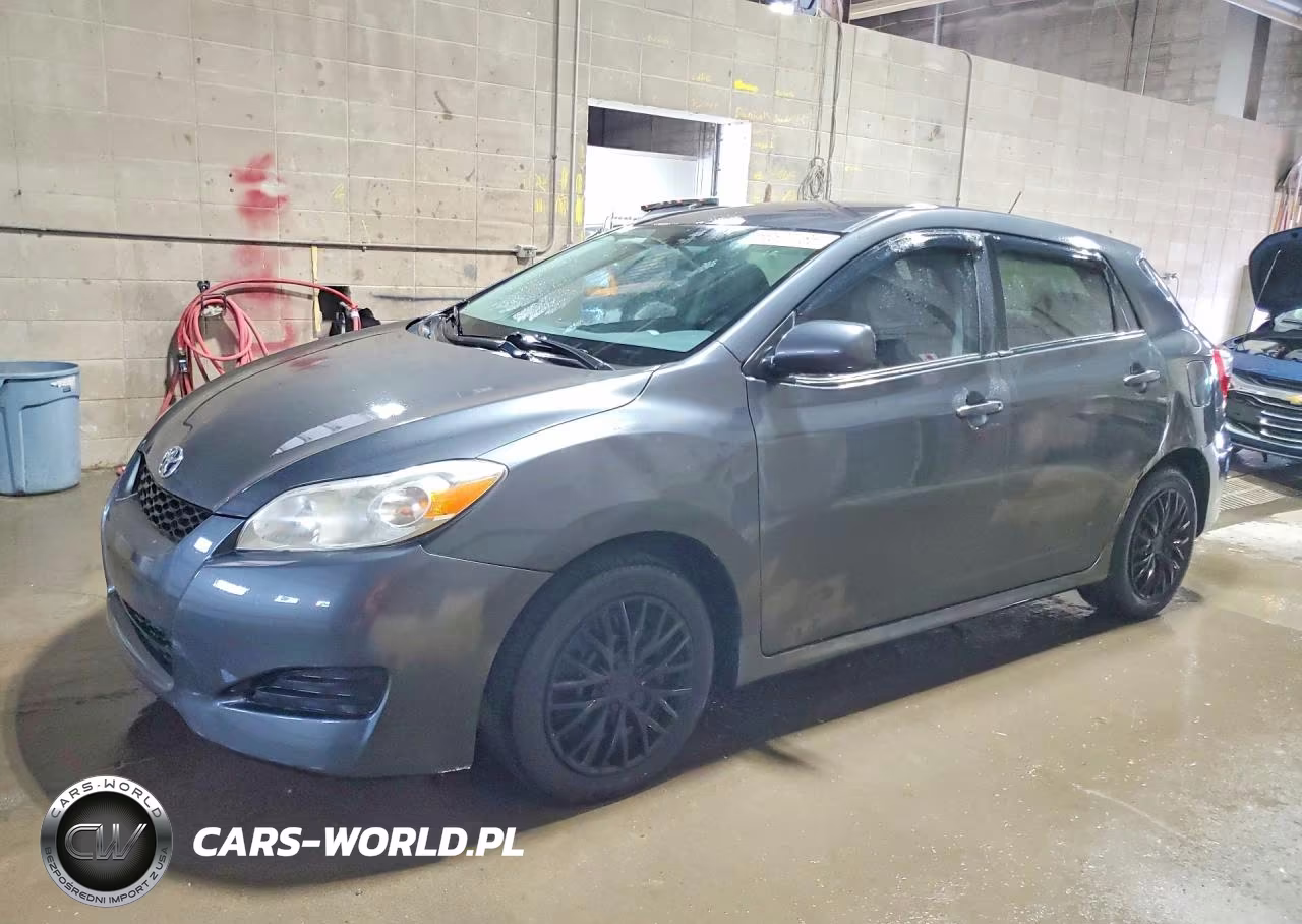 2009 Toyota Matrix Base
