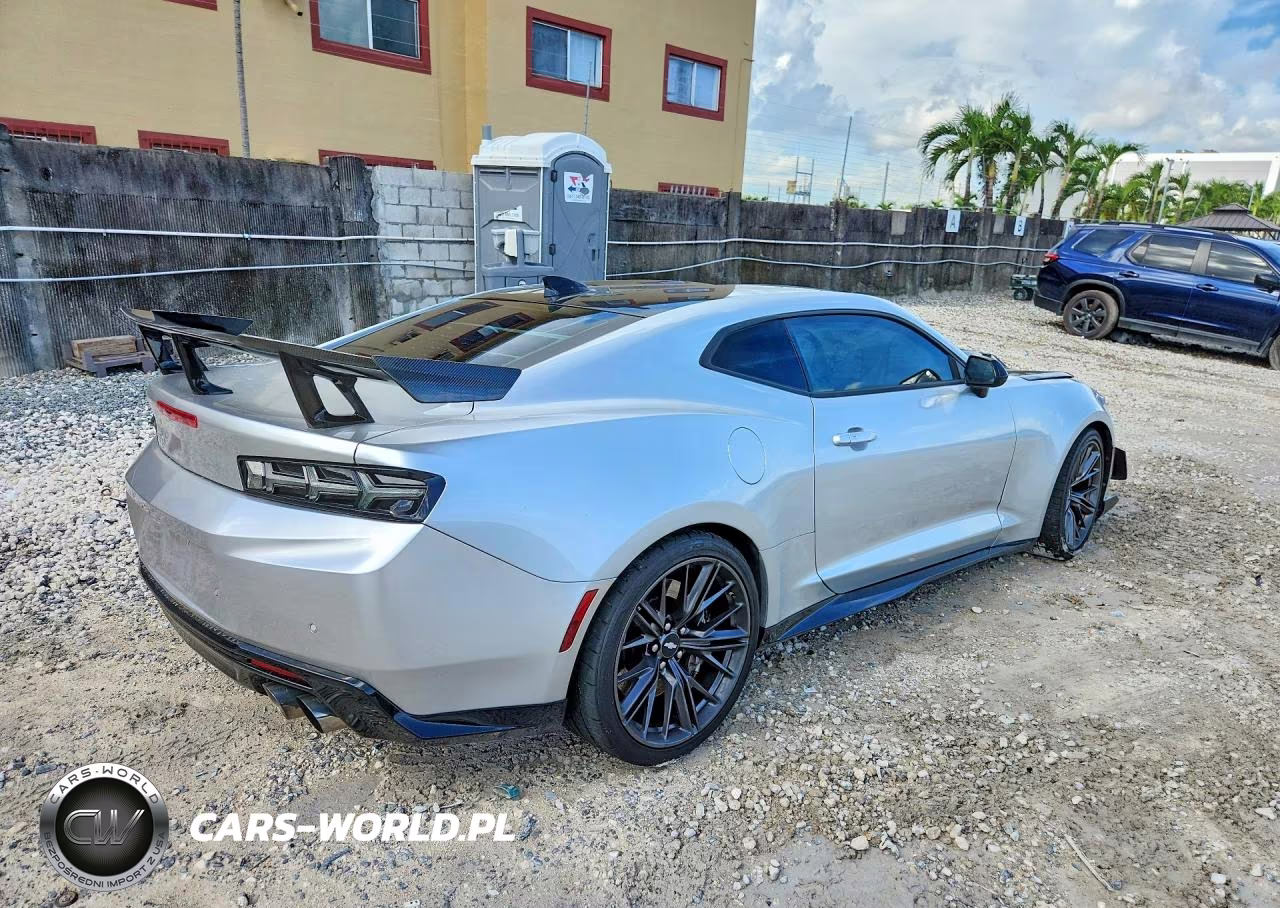 2017 Chevrolet Camaro Zl1 VIN:1G1FJ1R69H0185206 - 3