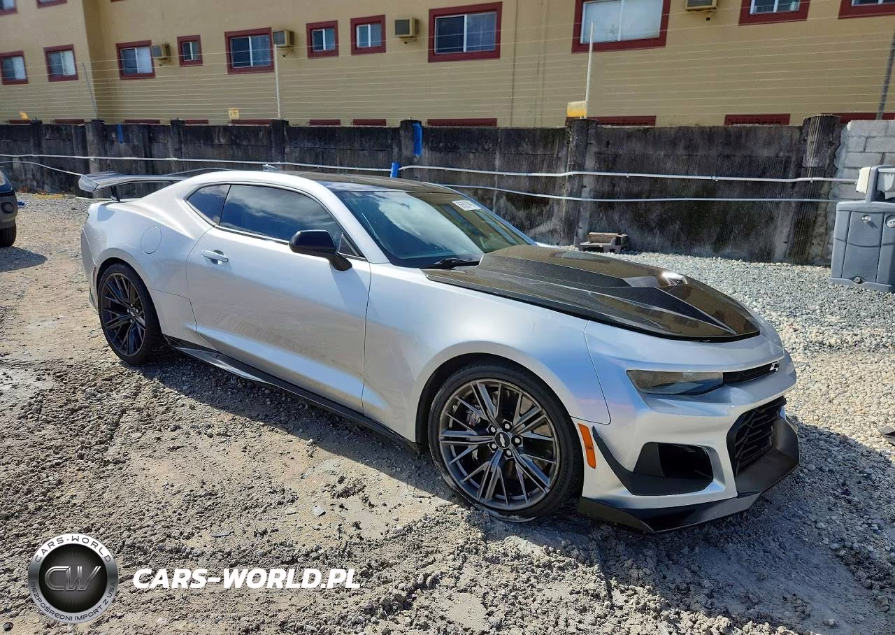2017 Chevrolet Camaro Zl1 VIN:1G1FJ1R69H0185206 - 4
