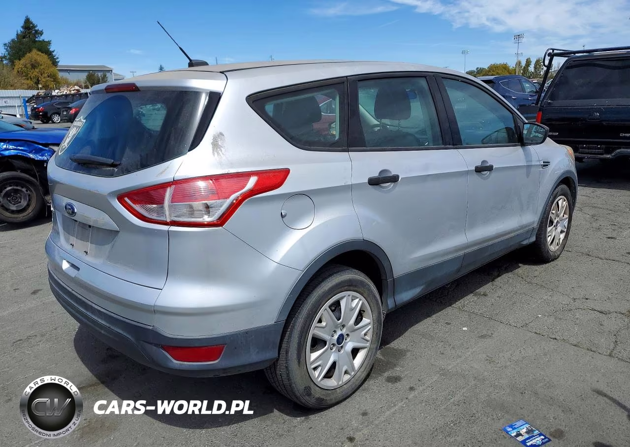 2014 Ford Escape S VIN:1FMCU0F72EUB32257 - 3